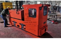 湘潭5噸礦用電機(jī)車用的什么牽引電機(jī)？