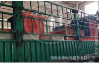 陜西鐵礦客戶采購的5噸湘潭鋰電池電機車裝車發(fā)貨